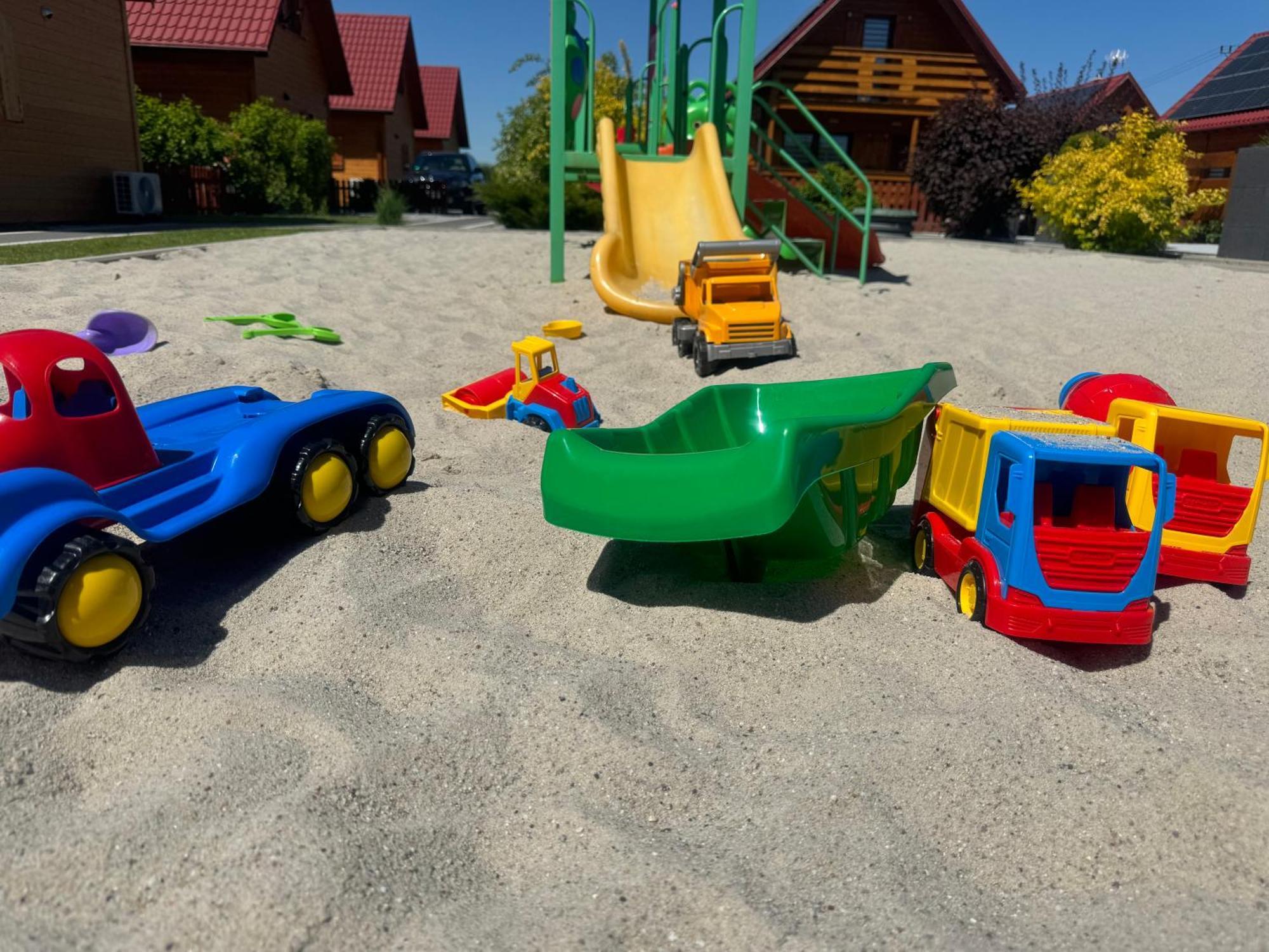 Miodowa Sadyba Domki Caloroczne Kluczbork Ligota Zamecka Eksteriør bilde
